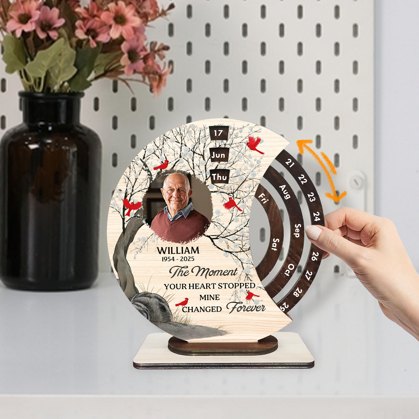 Cardinal Memorial - Personalized Spinning Perpetual Desk Calendar